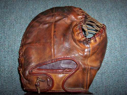 Rawlings SB14 Softball Mitt Back